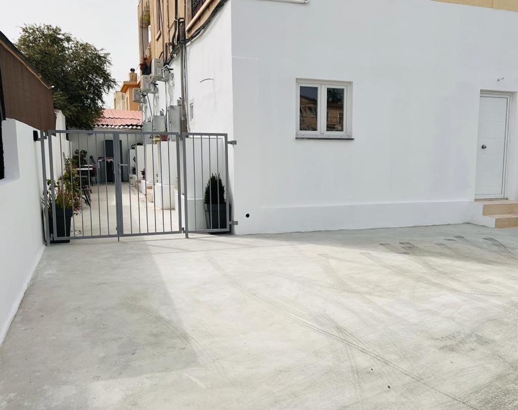 Cozy And Traditional - Ec Studios Larnaca Dış mekan fotoğraf